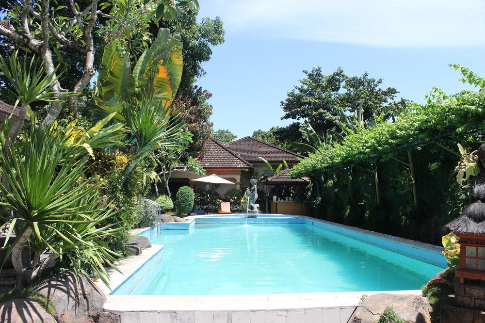 Diwangkara Beach Hotel & Resort Sanur  Exterior photo