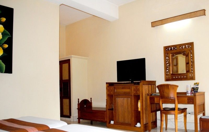 Diwangkara Beach Hotel & Resort Sanur  Exterior photo