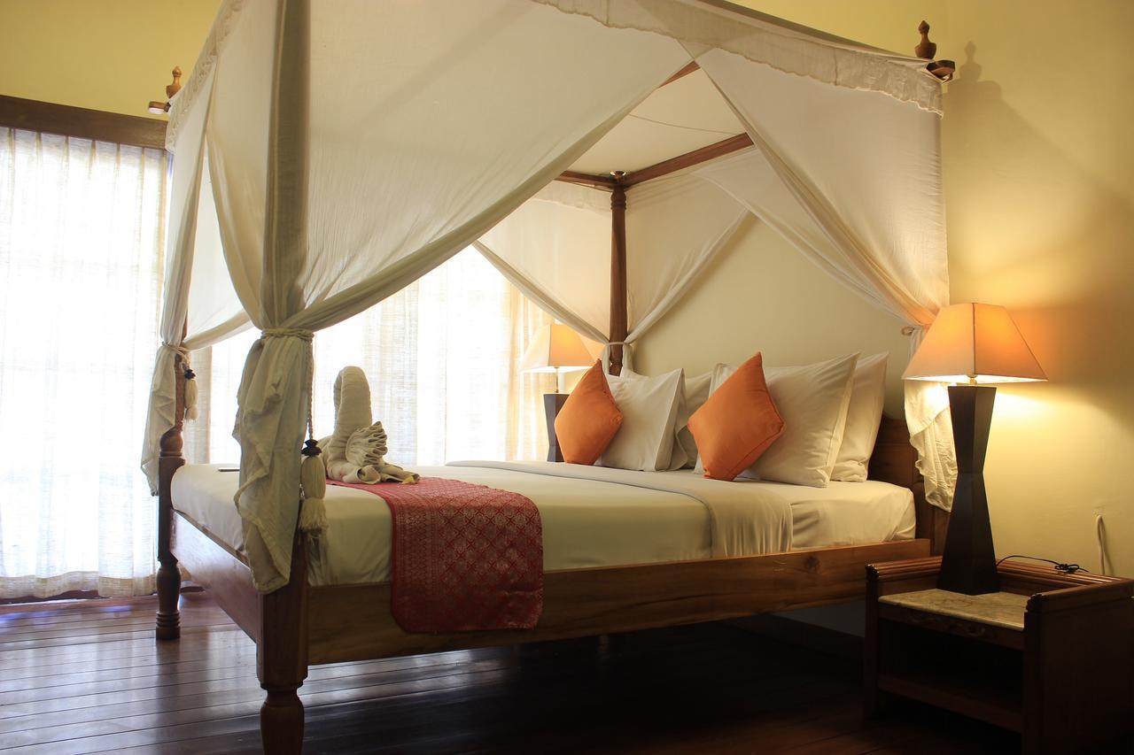 Diwangkara Beach Hotel & Resort Sanur  Exterior photo