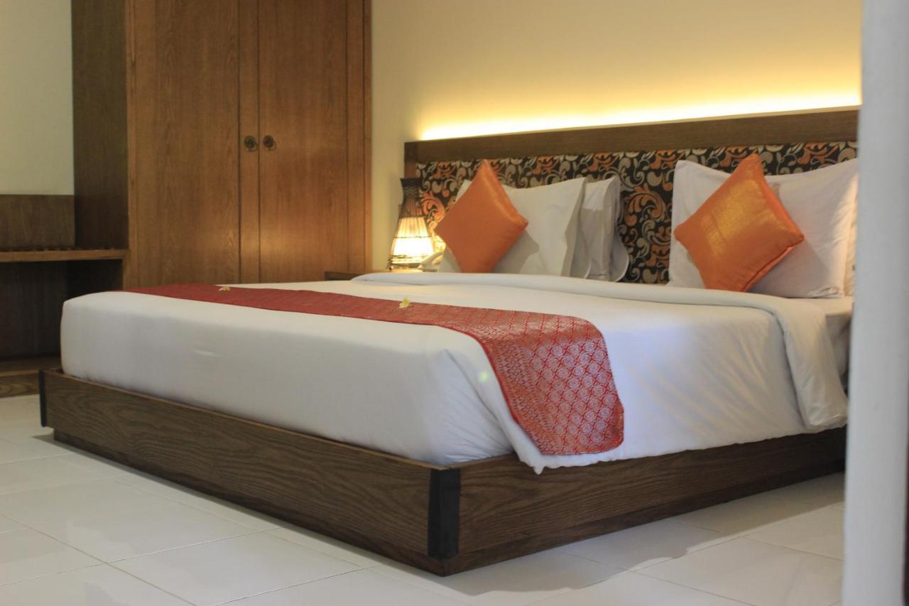 Diwangkara Beach Hotel & Resort Sanur  Exterior photo