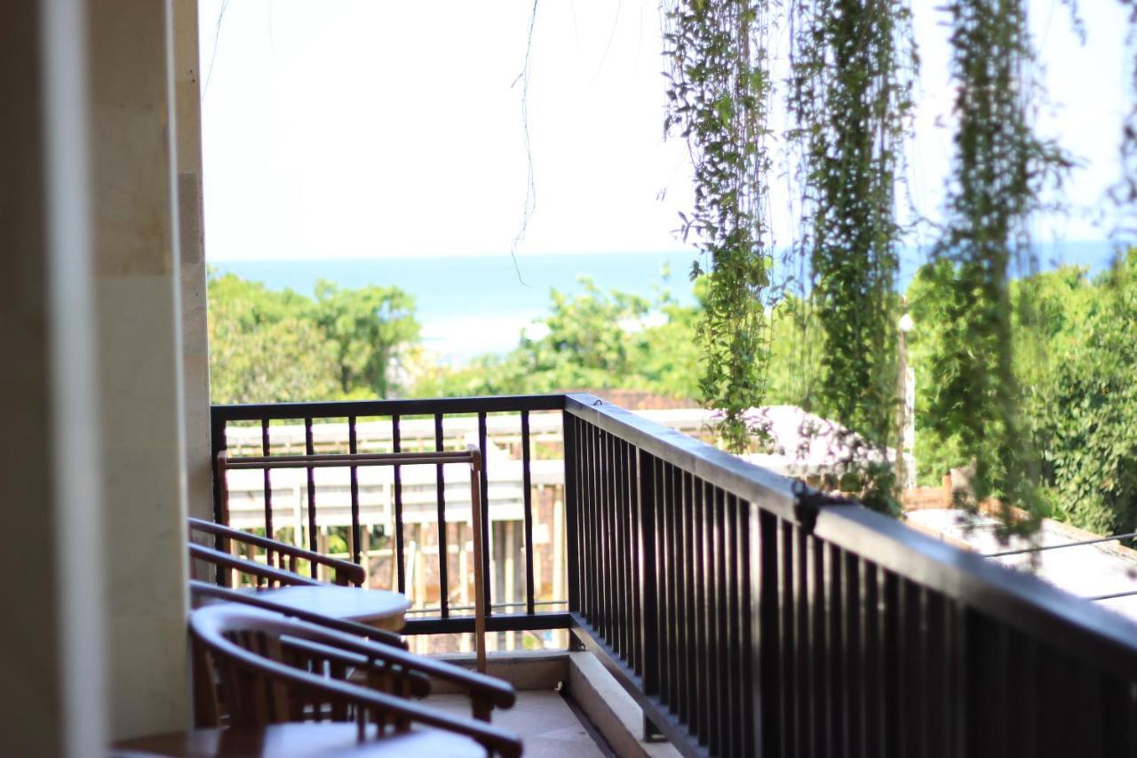 Diwangkara Beach Hotel & Resort Sanur  Exterior photo